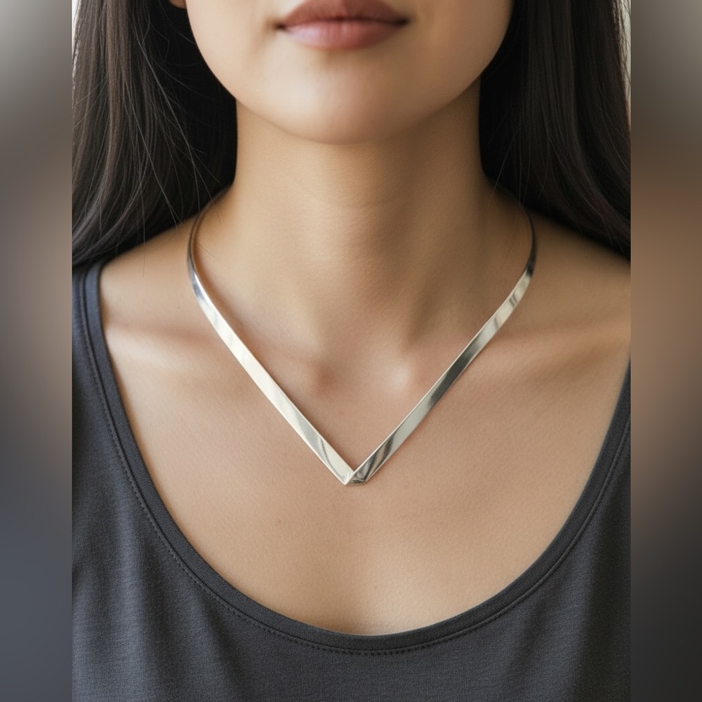 Minimalist Sterling Silver V-Front Choker